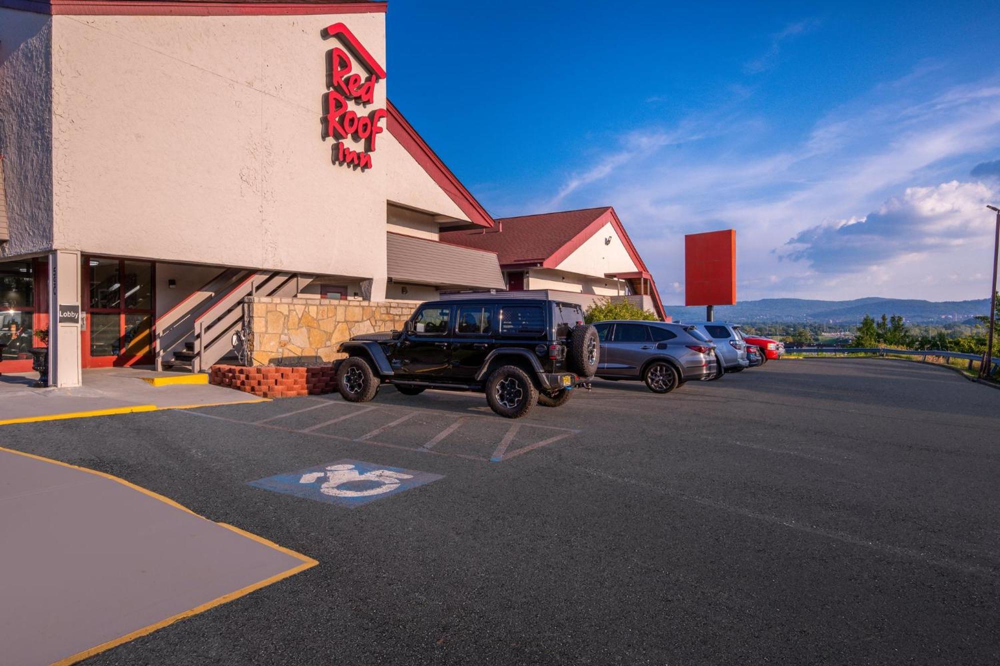 Red Roof Inn Binghamton - Johnson City Bagian luar foto